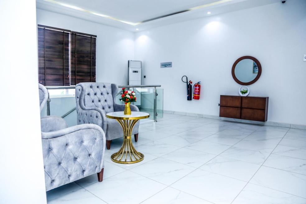 Stratton 38 Asokoro Hotel Exterior photo